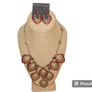White House / Black Market Statement Necklace And Earring Set